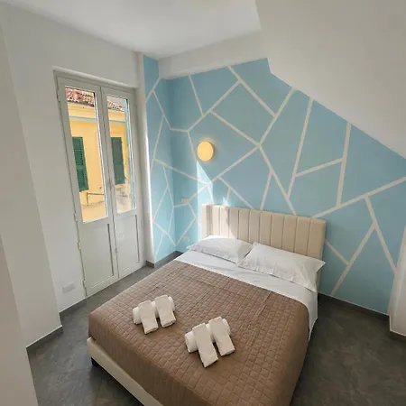 Attico Con Terrazza Ac Wifi Apartment Alassio